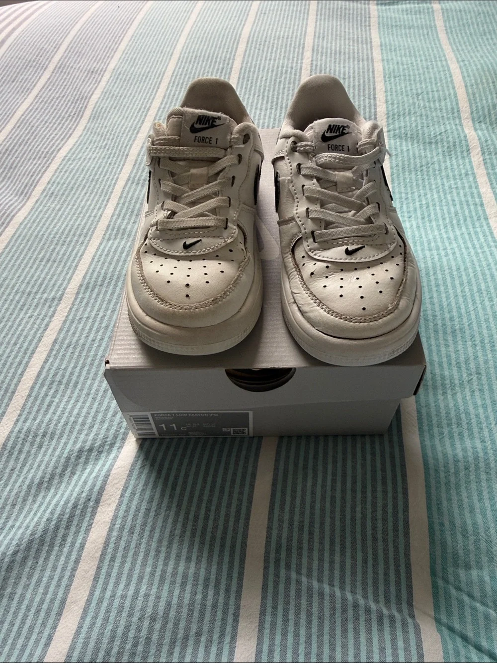 Nike Air Force 1 Low Easy On Shoes